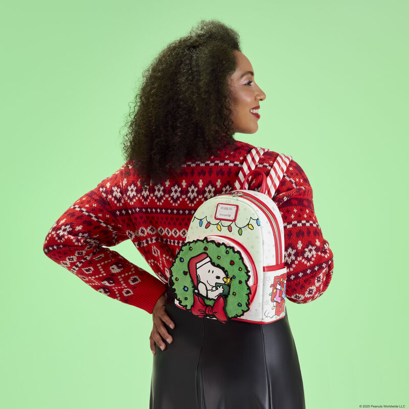 Peanuts Snoopy & Woodstock Holiday Plush Wreath Mini Backpack LFlifestyle2 view 3